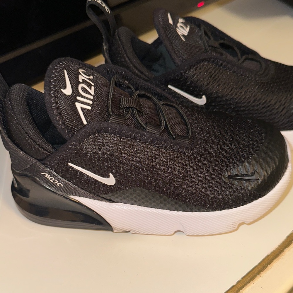 Nike Kids Black and White Air Max Slip-On Sneakers